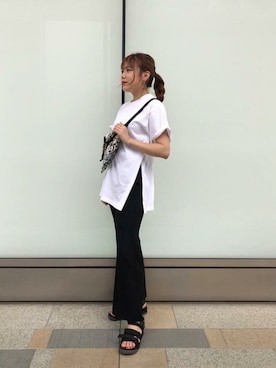 「ROSE BUD（ローズバッド）のアイテム（ピアス（両耳用））」を使った、ROSE BUD STAFFさん（レディース・165cm）の夏コーディネート