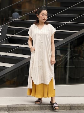 「VERBENAS（ベルベナス）のアイテム」を使った、ROSE BUD STAFFさん（レディース・165cm）の夏コーディネート