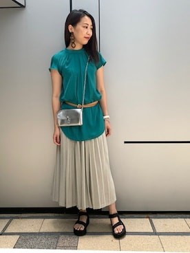 「アイテム（財布）」を使った、ROSE BUD STAFFさん（レディース・164cm）の夏コーディネート