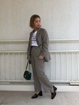 「ROSE BUD（ローズバッド）のアイテム（ショルダーバッグ）」を使った、ROSE BUD STAFFさん（レディース・157cm）の秋コーディネート