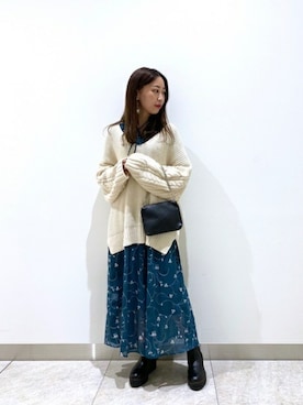 「LAURA DI MAGGIO（ローラディマッジオ）のアイテム」を使った、ROSE BUD STAFFさん（レディース・164cm）の冬コーディネート