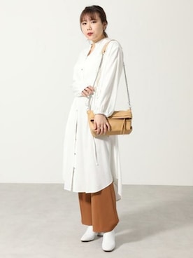 「LAURA DI MAGGIO（ローラディマッジオ）のアイテム」を使った、ROSE BUD STAFFさん（レディース・165cm）の冬コーディネート