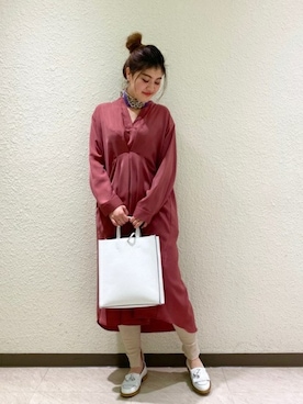 「LAURA DI MAGGIO（ローラディマッジオ）のアイテム」を使った、ROSE BUD STAFFさん（レディース・163cm）の冬コーディネート