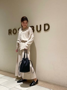 「ROSE BUD（ローズバッド）のアイテム（ショルダーバッグ）」を使った、ROSE BUD STAFFさん（レディース・163cm）の冬コーディネート