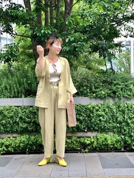 「アイテム（ノーカラージャケット）」を使った、ROSE BUD STAFFさん（レディース・161cm）の夏コーディネート