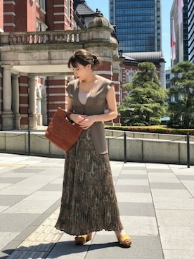 「ファッションの力を信じよう」｜「アイテム（ショルダーバッグ）」を使った、ROSE BUD STAFFさん（レディース・165cm）の夏コーディネート