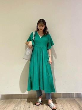 「ファッションの力を信じよう」｜「アイテム（ショルダーバッグ）」を使った、ROSE BUD STAFFさん（レディース・169cm）の夏コーディネート