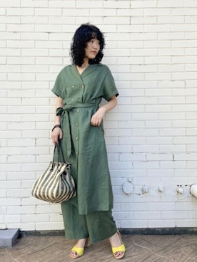 「ファッションの力を信じよう」｜「アイテム（ショルダーバッグ）」を使った、ROSE BUD STAFFさん（レディース・166cm）の夏コーディネート