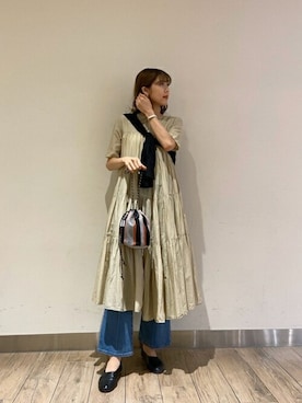 「ファッションの力を信じよう」｜「アイテム（ショルダーバッグ）」を使った、ROSE BUD STAFFさん（レディース・169cm）の夏コーディネート