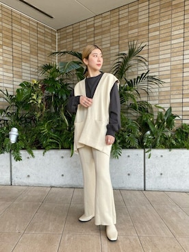 「piu comoda（ピュコモダ）のアイテム」を使った、ROSE BUD STAFFさん（レディース・161cm）の春コーディネート