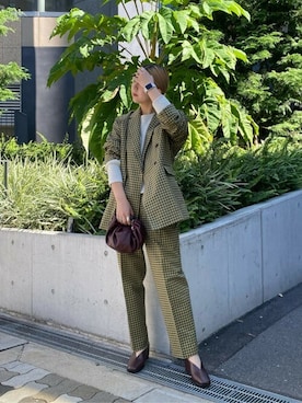 「アイテム（シューズ、パープル系）」を使った、ROSE BUD STAFFさん（レディース・160cm）の秋コーディネート