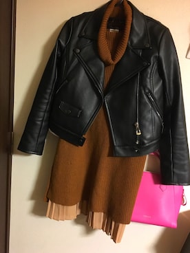 「アイテム（イヤリング）」を使った、かおりさん（レディース・155cm・20代）の秋コーディネート