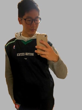「アイテム（タンクトップ）」を使った、道産子🇰🇷さん（メンズ・184cm・20代）の冬コーディネート