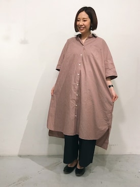 「PAR ICI」｜「アイテム（シャツワンピース）」を使った、PAR ICIさん（レディース）の春コーディネート