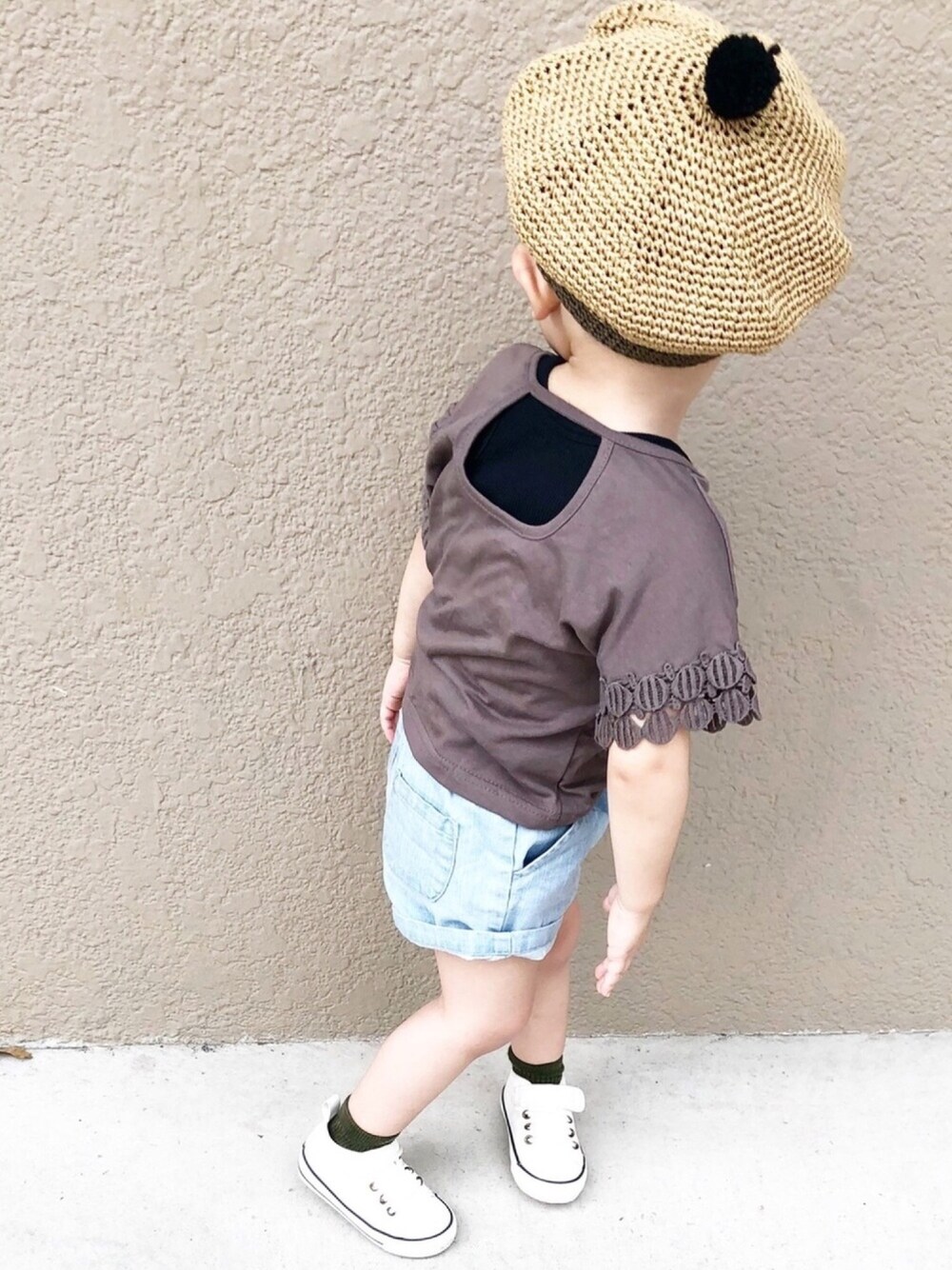 「韓国子供服、ベレー帽、デニムパンツ、くすみカラー、kids、シンプル、キッズコーデ、男の子、ハーフパンツ、2018マイベストコーデ」｜「cocoro styleのアイテム（Tシャツ/カットソー、グレー系）」を使った、so_ibuさん（キッズ・90cm）の夏コーディネートの1枚目の写真