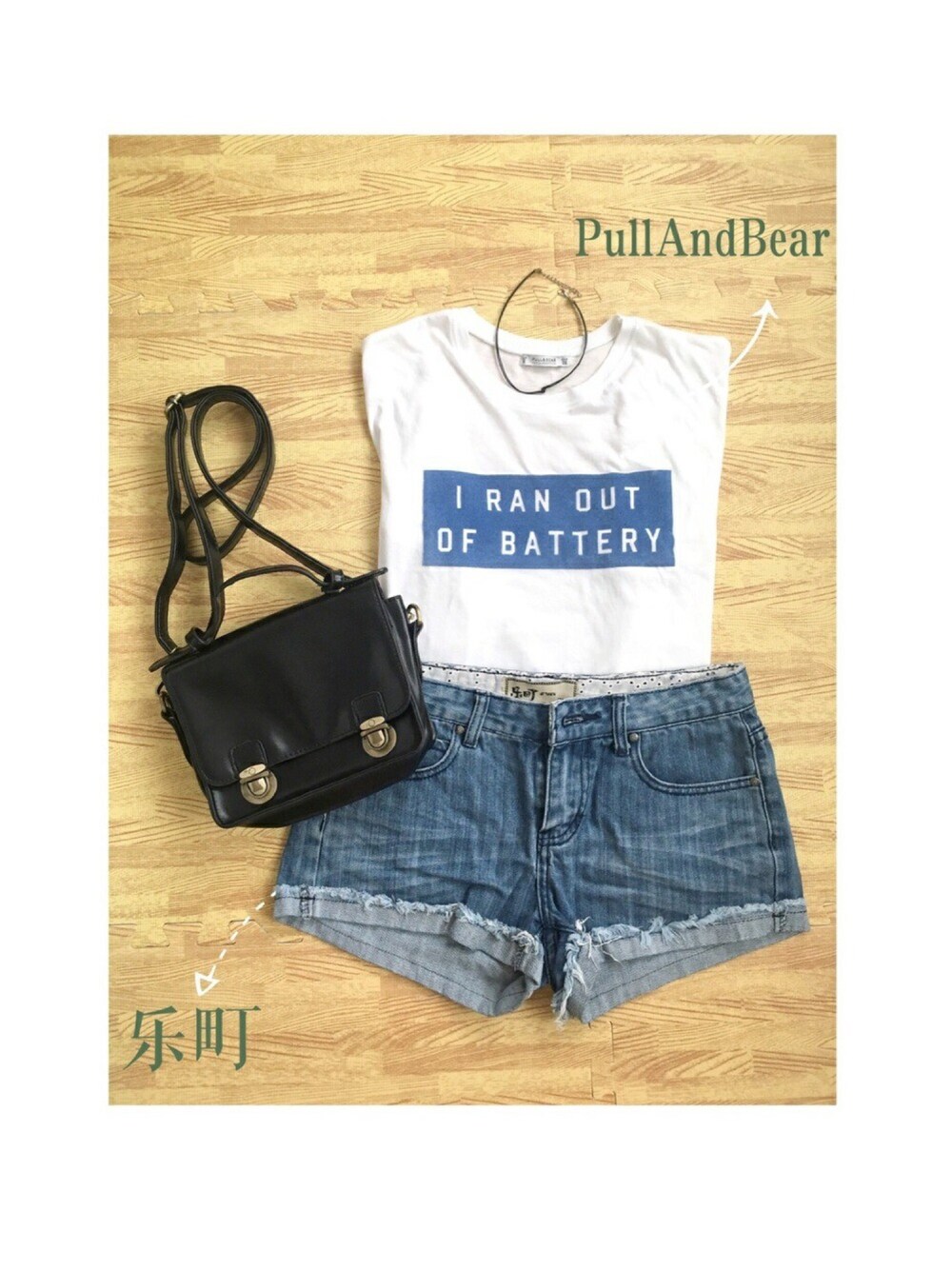「夏、白Tシャツ、ジーンズ、海辺」｜「PullAndBearのアイテム（Tシャツ/カットソー、ホワイト系）」を使った、Kukiさん（レディース・165cm）の夏コーディネートの1枚目の写真