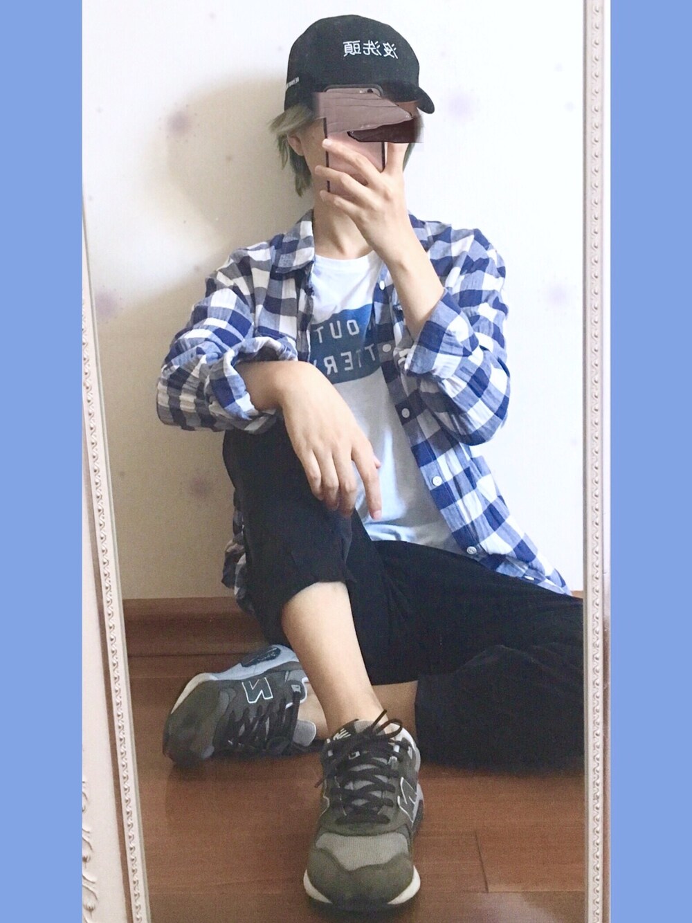 「大人カジュアル、シンプル、Tシャツ、白、ootd、blue、ワイドパンツ」｜「PullAndBearのアイテム（Tシャツ/カットソー、ホワイト系）」を使った、Kukiさん（レディース・165cm）の夏コーディネートの1枚目の写真
