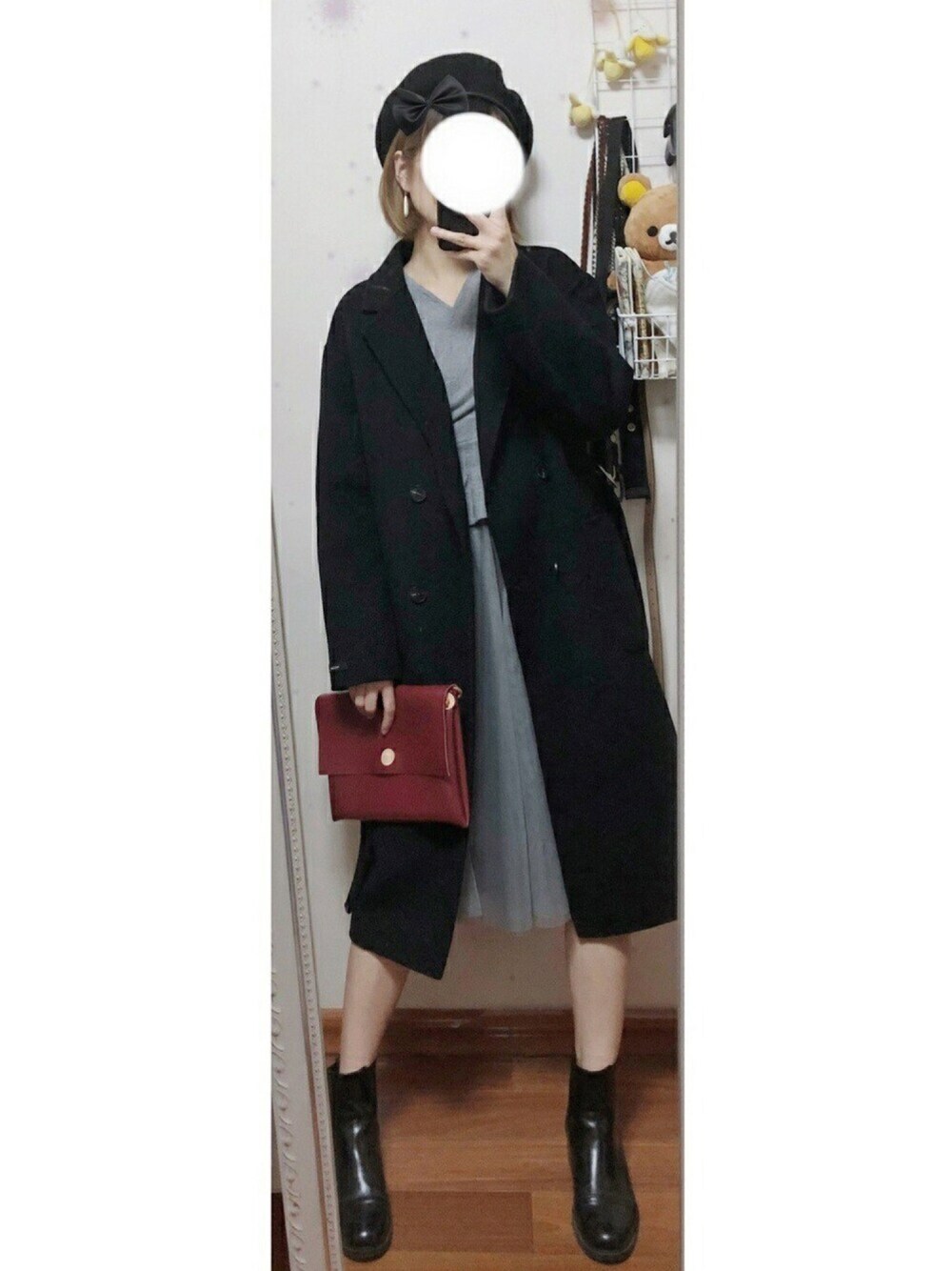 「春、黒、outfit、コンバース、ユニクロ、スニーカー」｜「RANRAN苒苒のアイテム（チェスターコート、ブラック系）」を使った、Kukiさん（レディース・165cm）の冬コーディネートの1枚目の写真