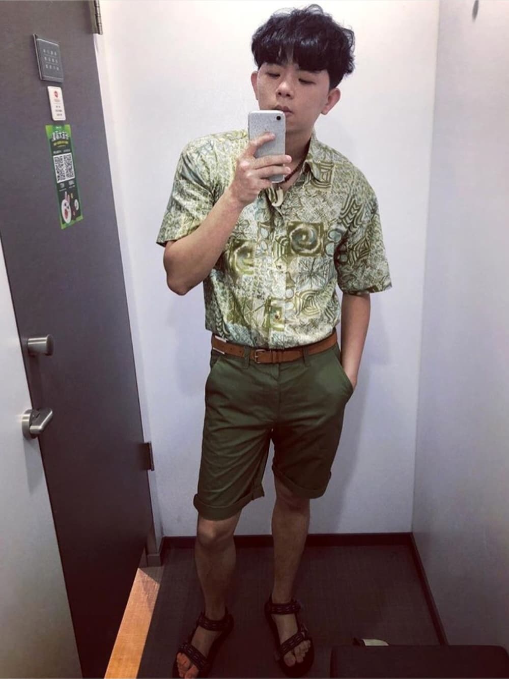 「古著のアイテム（シャツ/ブラウス、グリーン系）」を使った、wuncingさん（メンズ・170cm）の夏コーディネートの1枚目の写真
