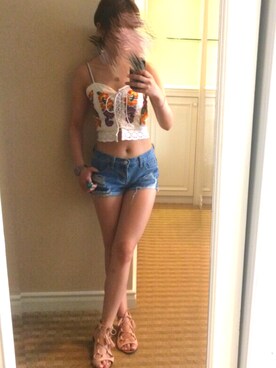 Xin Xin Lauさんのコーディネート