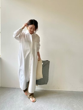 「Whim Gazette（ウィムガゼット）のアイテム（シャツワンピース）」を使った、wg_sato(Whim Gazette AOYAMA)さん（レディース・156cm）の冬コーディネート