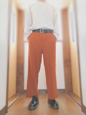 「HARE（ハレ）のアイテム（スラックス、オレンジ系）」を使った、かわたくさん（メンズ・172cm）の春コーディネート