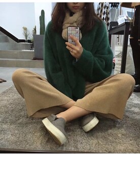 「私人定制のアイテム（その他パンツ、ベージュ系）」を使った、牛奶味儿鱼干さん（レディース・168cm）の秋コーディネート