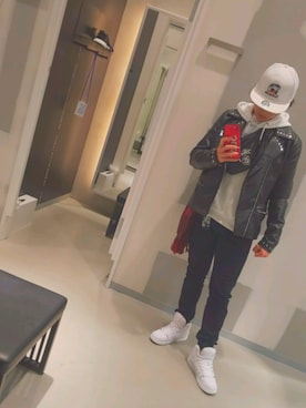 「stussy」｜「アイテム（ライダースジャケット）」を使った、しんさん（メンズ・165cm）の春コーディネート