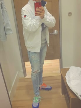 「TOMMY HILFIGER（トミーヒルフィガー）のアイテム（ブルゾン）」を使った、しんさん（メンズ・165cm）の春コーディネート