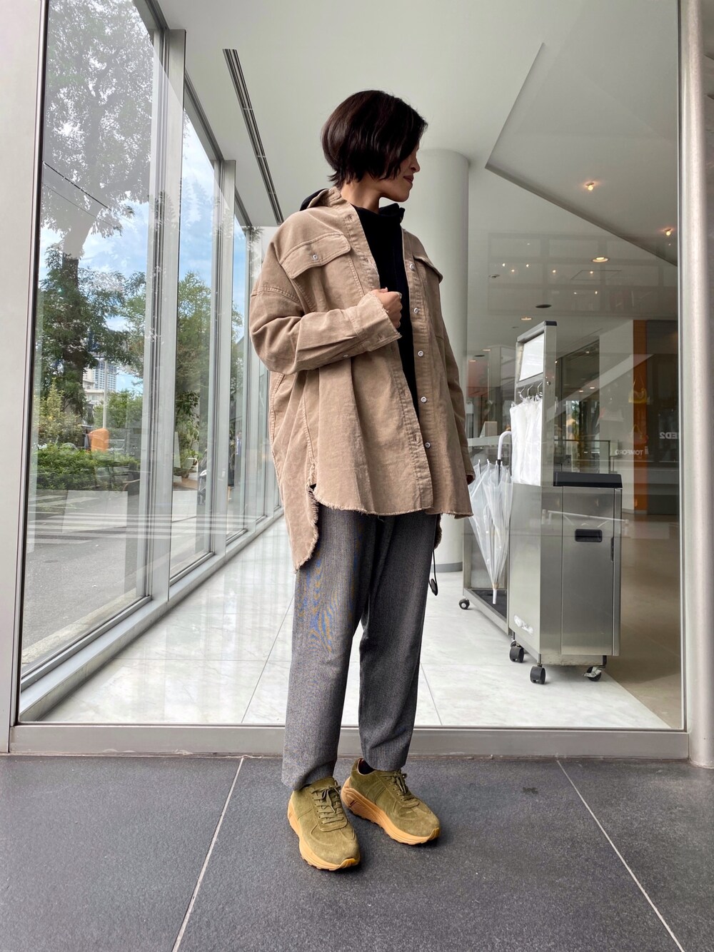 美品 Healthy DENIM ヘルシー デニム Almond(with belt) ベルト付 コーデュロイ シャツ XSサイズ 茶 ブラウン レディース Healthy DENIM/別注Almond ベルト付コーデュロイストレッチシャツ