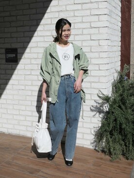 「CORNERS（コーナーズ）のアイテム（マウンテンパーカー）」を使った、あかねさん（レディース・164cm）の冬コーディネート