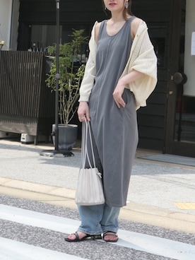 「プリーツバッグ」｜「アイテム（ワンピース/ドレス）」を使った、あかねさん（レディース・164cm）の夏コーディネート