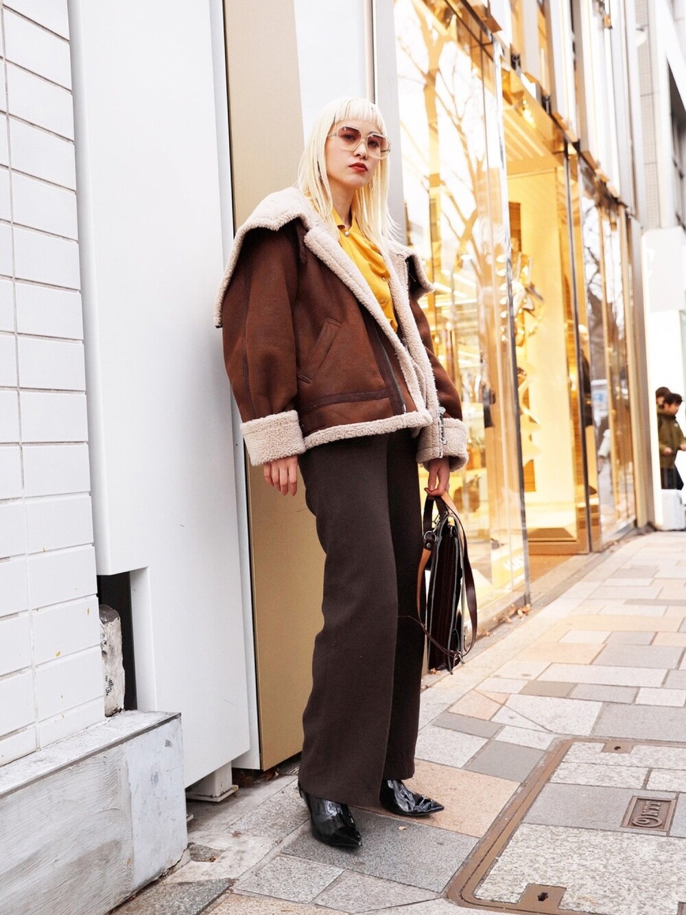 「TOKYO、ハイトーンカラー、ブラウンコーデ、リュック」｜「usedのアイテム（ブルゾン、ブラウン系）」を使った、Droptokyoさん（レディース・165cm）の冬コーディネートの1枚目の写真