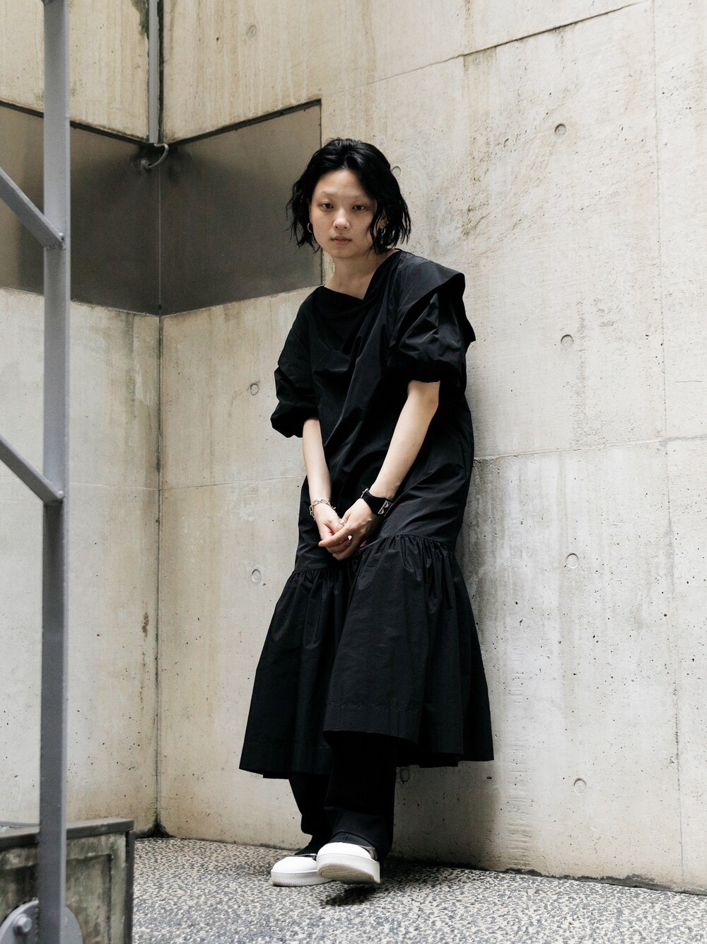 「Vivienne Westwood、jil sander、Alexander McQueen、JOHN LAWRENCE SULLIVAN」｜「Vivienne Westwoodのアイテム（ワンピース/ドレス、ブラック系）」を使った、Droptokyoさん（レディース・160cm）の夏コーディネートの1枚目の写真