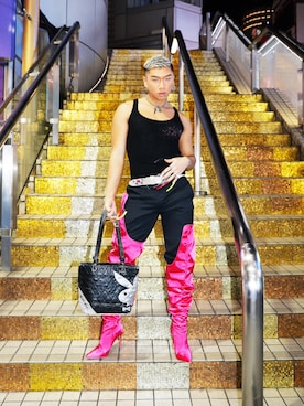 「DOLCE&GABBANA（ドルチェアンドガッバーナ）のアイテム（タンクトップ）」を使った、Droptokyoさん（メンズ・180cm）の冬コーディネート