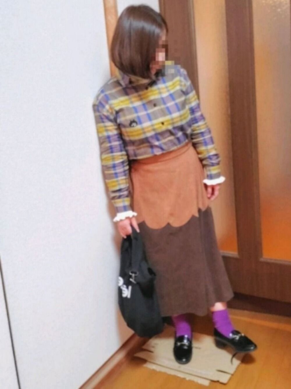 「大人カジュアル、チェック、低身長、スカラップ、ぽっちゃり、にゃー、メルロー、ネネット」｜「にゃーのにゃーチェックシャツ（シャツ/ブラウス、イエロー系）」を使った、ゆんさん（レディース・154cm）の冬コーディネートの1枚目の写真