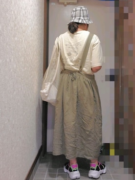 「Samansa Mos2（サマンサ モスモス）のオーバーレースエプロンワンピース（ワンピース）」を使った、ゆんさん（レディース・154cm）の夏コーディネート