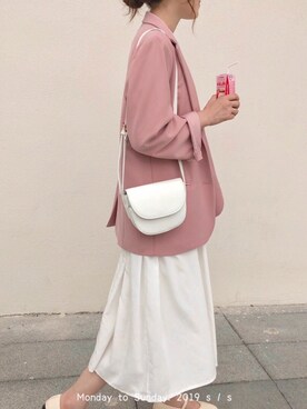 王盼盼Seraさんのコーディネート