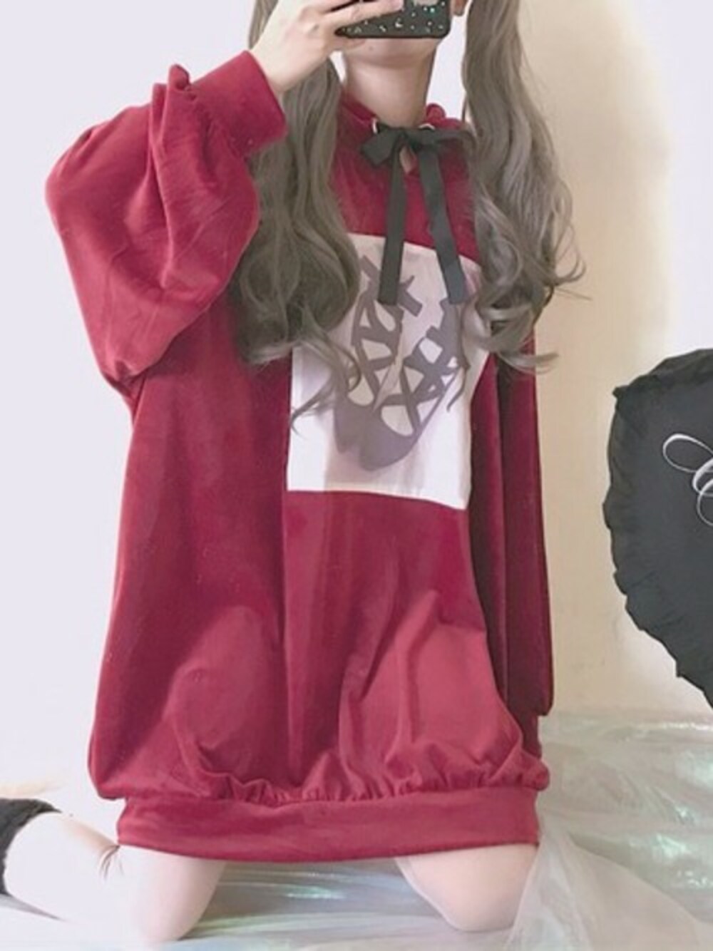 「WEGO、Candy Stripper、原宿、SWIMMER、BUBBLES、リズリサ、one spo、honeymihoney、Ank Rouge、ゆめかわいい」｜「--のキュートパンプスフォト♡ ベロアワンピース（ワンピース、レッド系）」を使った、LOUIS LOVERさん（レディース・158cm）の秋コーディネートの1枚目の写真