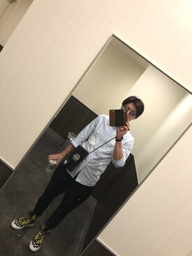 「GIVENCHY（ジバンシイ）のアイテム（その他）」を使った、YUYAさん（メンズ・172cm）の秋コーディネート