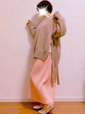 「LOWRYS FARM（ローリーズファーム）のサイドＳムスビプルオーバー　860711（ニット/セーター、ベージュ系）」を使った、Rii♡◡̈⃝⋆*さん（レディース・155cm）の冬コーディネート