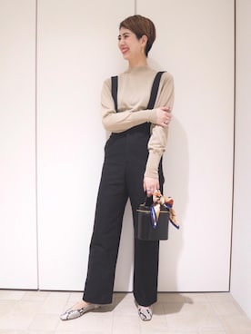 「VONDEL（フォンデル）のアイテム」を使った、MARIKO KAMEDAさん（レディース・172cm）の秋コーディネート