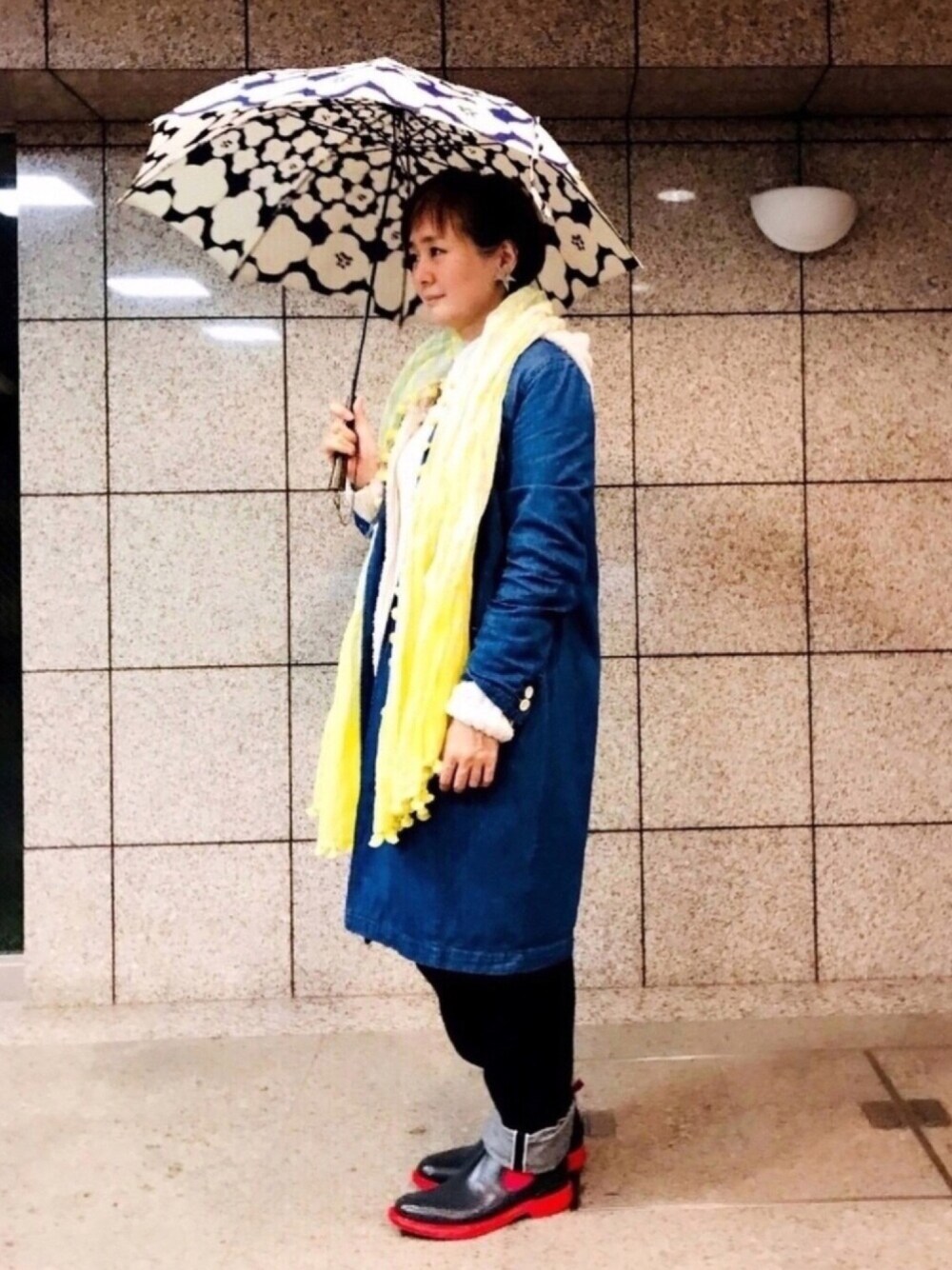 「雨の日コーデ、デニム on デニム、ルームウェア、ふわもこ、もこもこ」｜「w closetのアイテム（デニムジャケット、ブルー系）」を使った、fancy☆cobahiroさん（レディース・160cm）の秋コーディネートの1枚目の写真