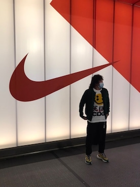 「CDG（シーディージー）のアイテム（パンツ）」を使った、kidlaiさん（メンズ・166cm）の春コーディネート