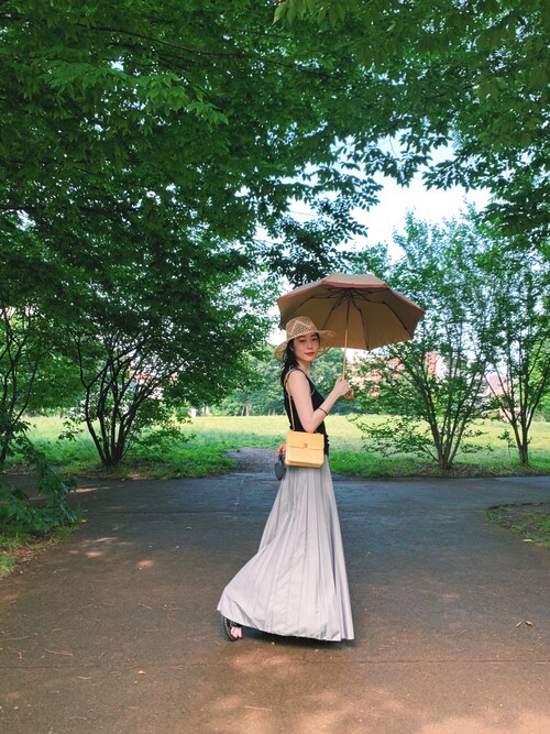 ＜Athena New York（アシーナ ニューヨーク）＞CAMILA 晴雨兼用 折りたたみ傘を使った人気ファッションコーディネート - WEAR