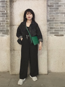 「PULL&BEAR（プルアンドベア）のアイテム（デニムジャケット）」を使った、阿馮さん（レディース・158cm）の冬コーディネート