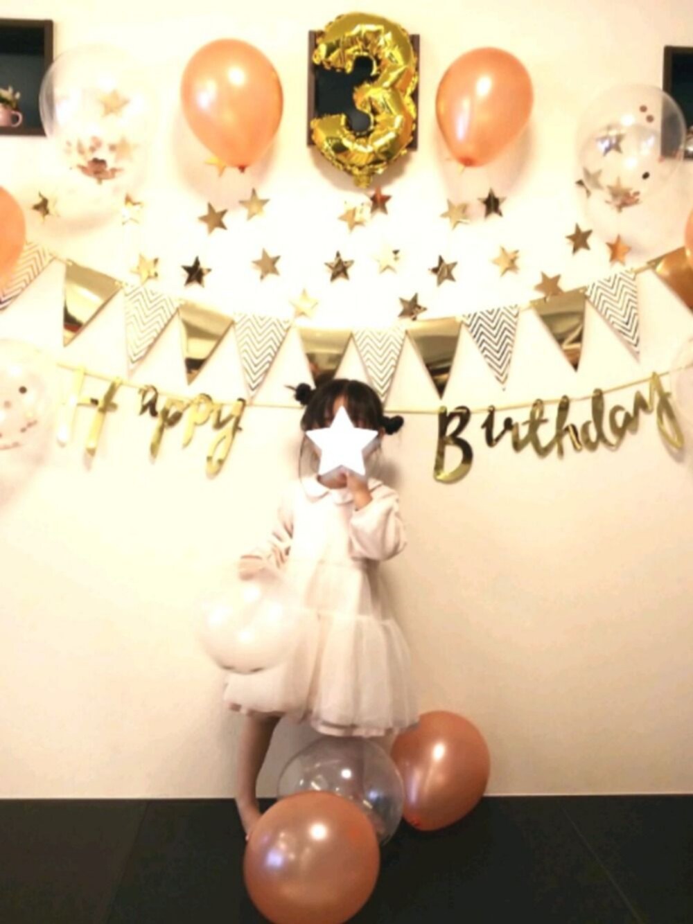 ピンク系のワンピース、その他のその他、その他のその他を着用したキッズの春コーディネートの1枚目の写真