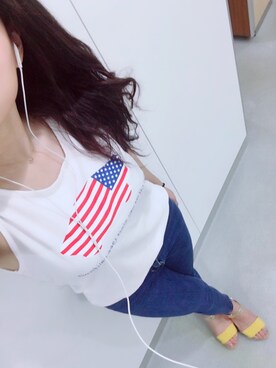 「VANS（バンズ）のアイテム（Tシャツ/カットソー、ホワイト系）」を使った、chiさん（レディース・163cm）の夏コーディネート