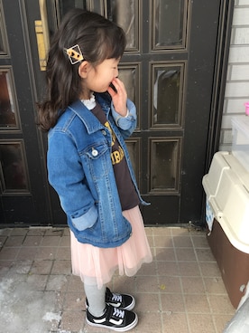 「おんなのこコーデ」｜「アイテム（デニムジャケット）」を使った、しー♡なー♡はー♡さん（キッズ・110cm）の冬コーディネート