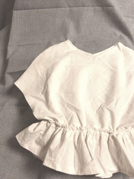 「白トップス」｜「アイテム（その他）」を使った、swhrkさん（キッズ・80cm）の春コーディネート